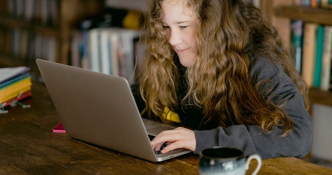 First Laptop or Mobile Phone for a Child? What to Think About Before They Connect to the Online World